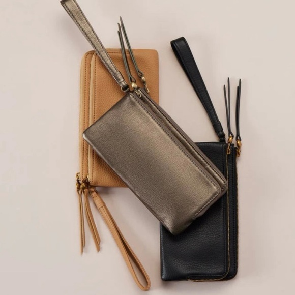 HOBO Dayton Wristlet Pebbled Metallic Leather Pewter - Picture 4 of 16